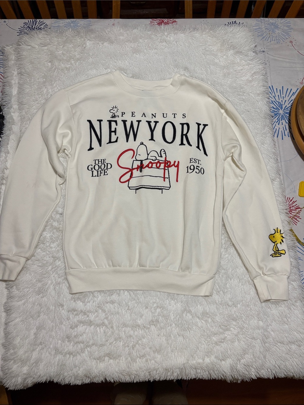 Peanuts White New York Snoopy Crewneck Sweatshirt with Woodstock Sleeve Detail